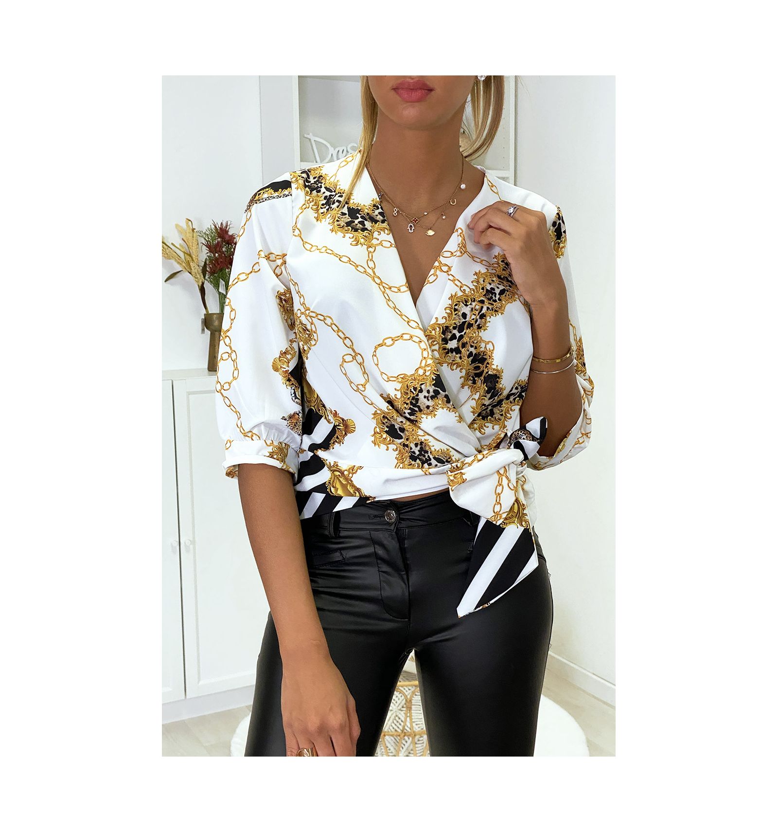 Blouse cache coeur blanc  motif  avec volant noeud  l 