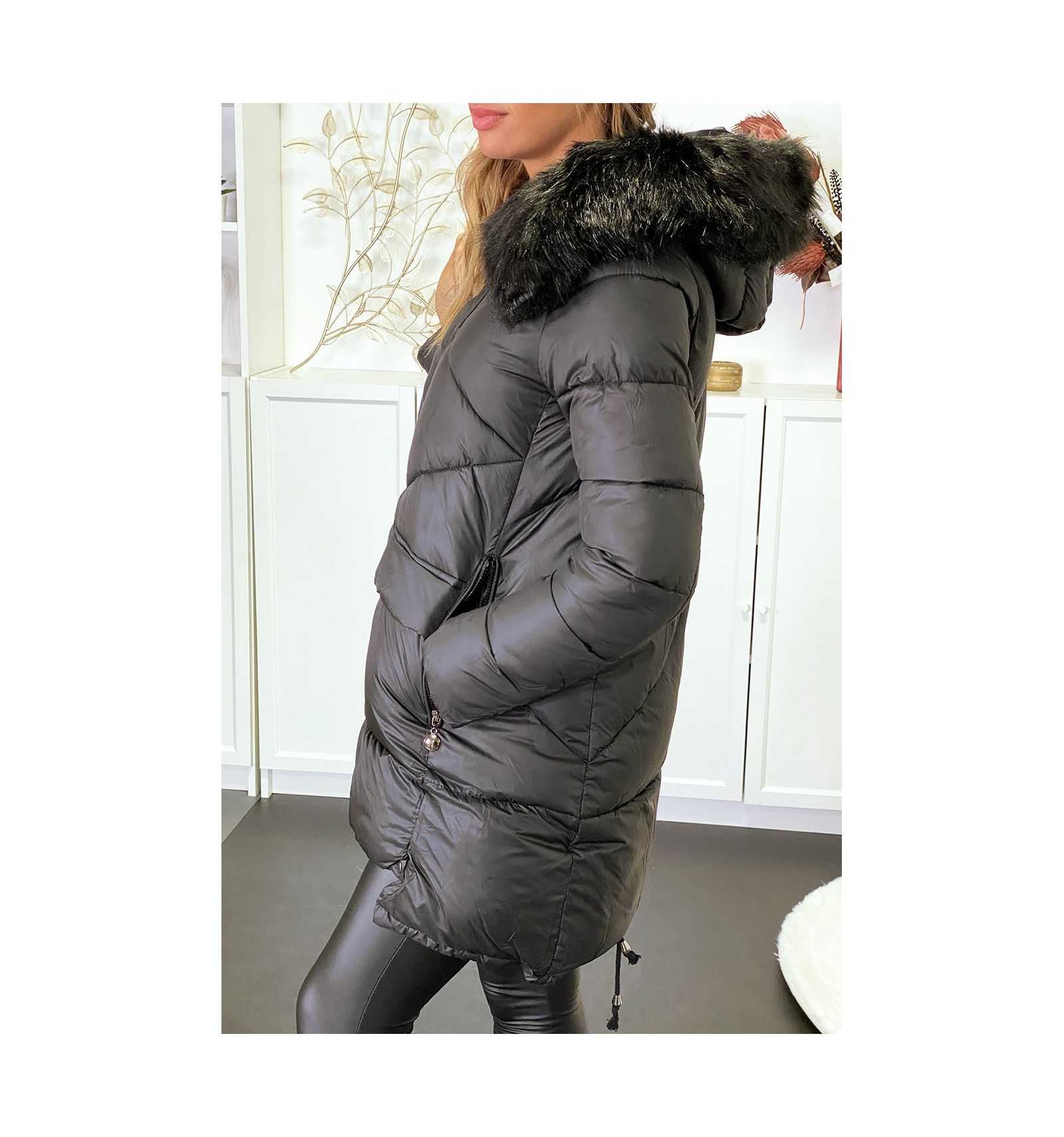 doudoune noir avec capuche fourrure