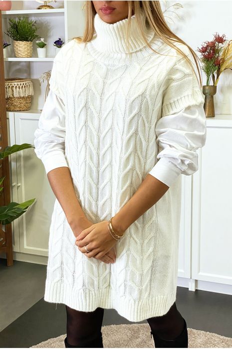 robe pull blanche