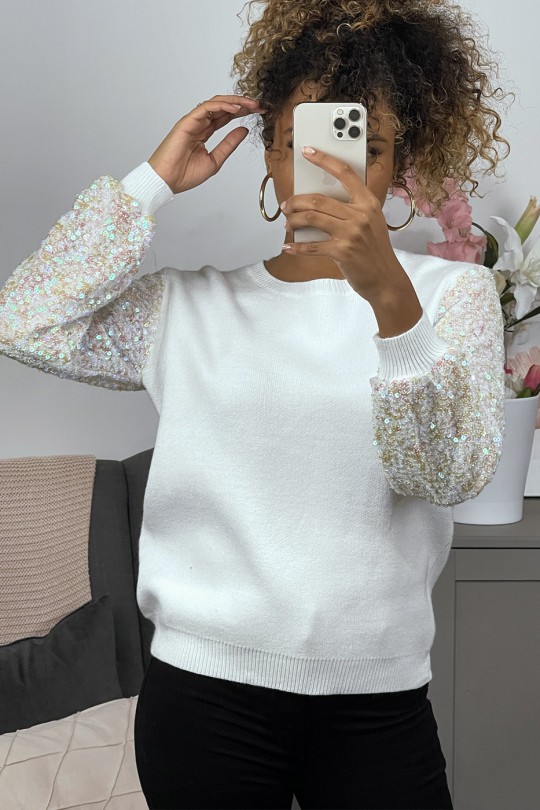 Pull cognac très doux à manche doublé de dentelle et sequin Pull cognac très doux à manche doublé de dentelle et sequin