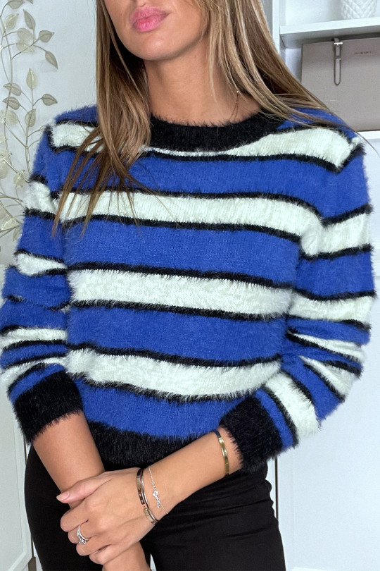 Pull duveteux fuchsia et blanc Pull duveteux fuchsia et blanc