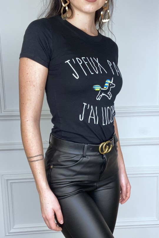 T-shirt noir avec écriture et dessin à l'avant T-shirt noir avec écriture et dessin à l'avant