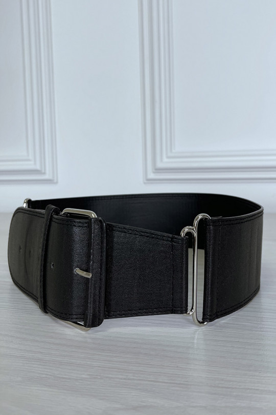 Ceinture noir en simili avec accessoire argenté Ceinture noir en simili avec accessoire argenté