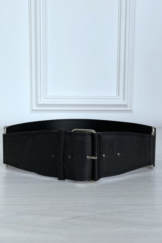 Ceinture noir en simili avec accessoire argenté Ceinture noir en simili avec accessoire argenté