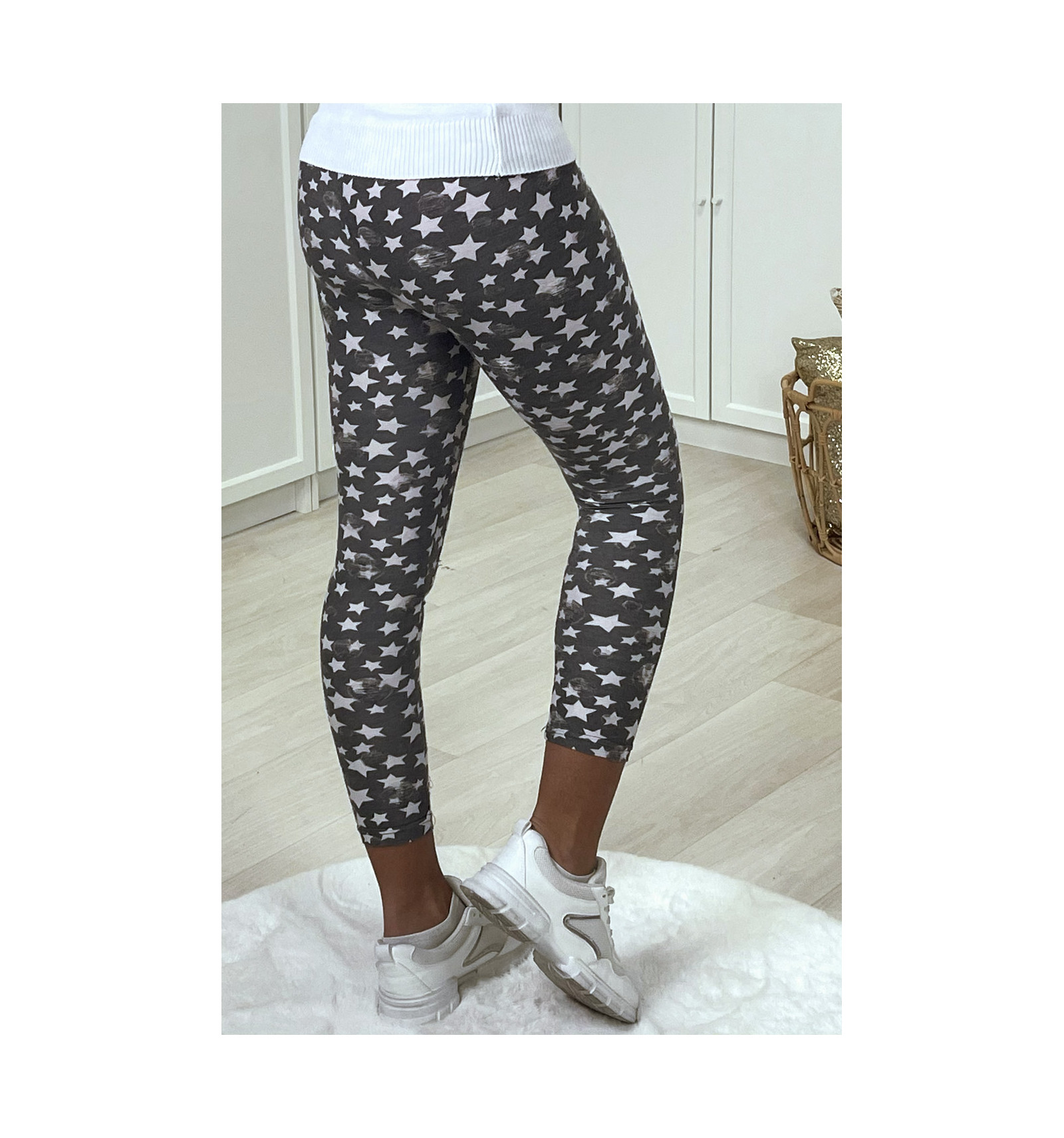 Legging noir et blanc à motif etoiles effet destroy