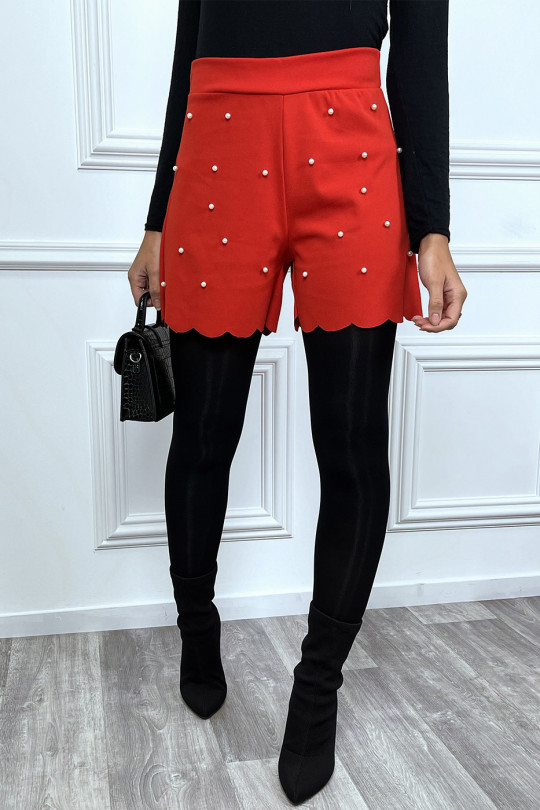 Short jaune coupe evasée avec petites perles Short jaune coupe evasée avec petites perles