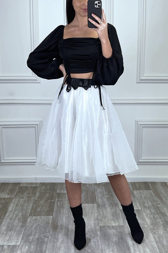 Jupe 3/4 blanche en tulle doublé avec ceinture papillon satiné Jupe 3/4 blanche en tulle doublé avec ceinture papillon satiné