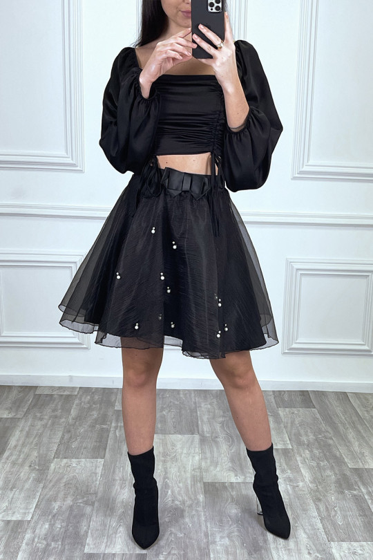 Jupe noire en tulle coupe évasée à perles Jupe noire en tulle coupe évasée à perles