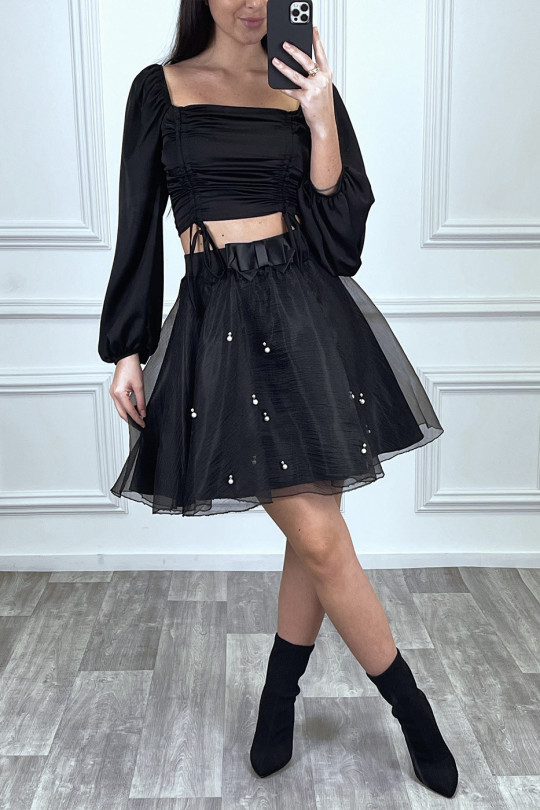 Jupe noire en tulle coupe évasée à perles Jupe noire en tulle coupe évasée à perles