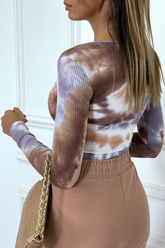 Crop top côtelé violet tie & dye à pression au col Crop top côtelé violet tie & dye à pression au col