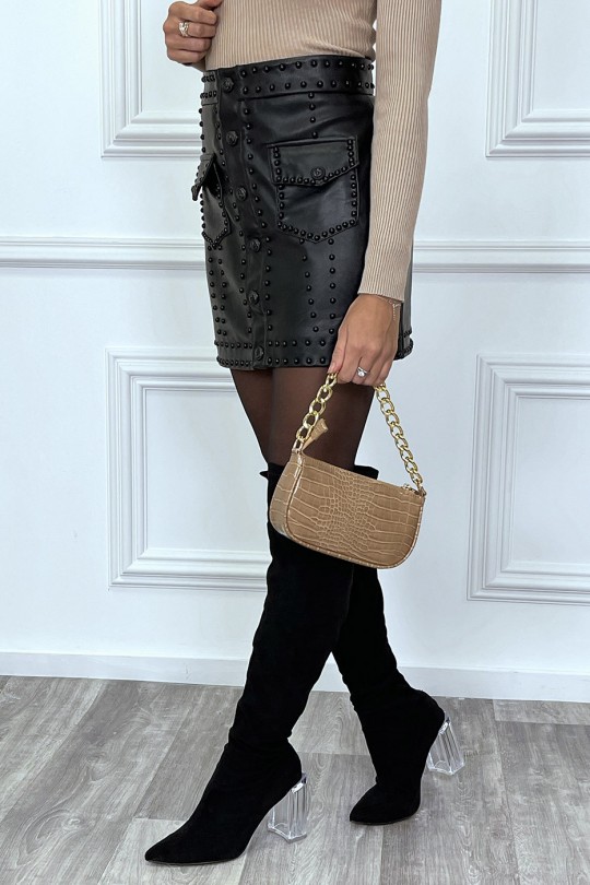 Mini jupe noire en simili cloutée et fermeture pression Mini jupe noire en simili cloutée et fermeture pression