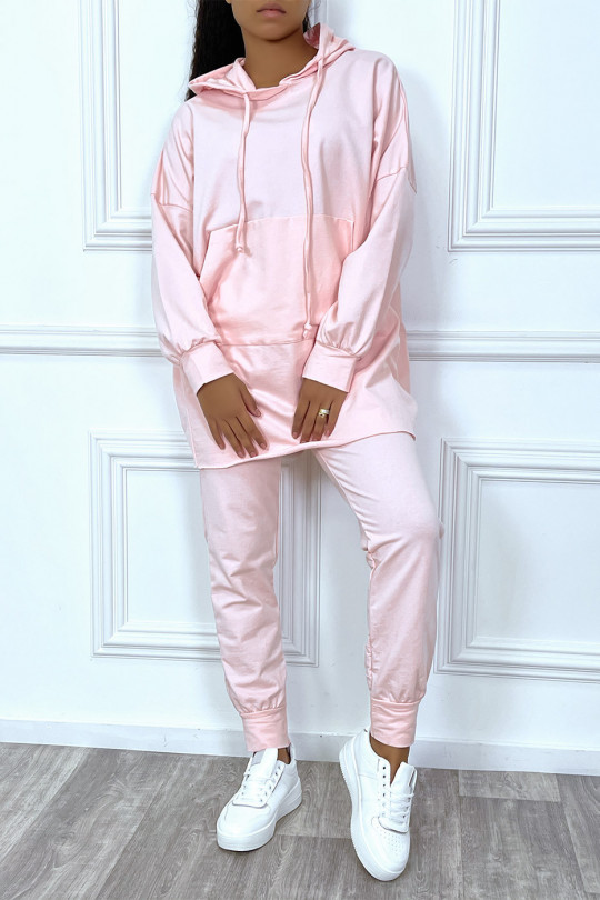 Ensemble jogging rose avec sweat oversize à capuche et poche kangourou et jogging Ensemble jogging rose avec sweat oversize à capuche et poche kangourou et jogging