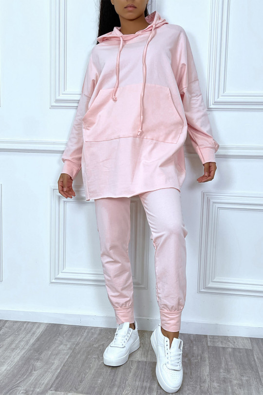Ensemble jogging rose avec sweat oversize à capuche et poche kangourou et jogging Ensemble jogging rose avec sweat oversize à capuche et poche kangourou et jogging