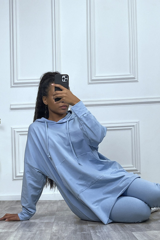 Ensemble jogging turquoise avec sweat oversize à capuche et poche kangourou et jogging Ensemble jogging turquoise avec sweat oversize à capuche et poche kangourou et jogging