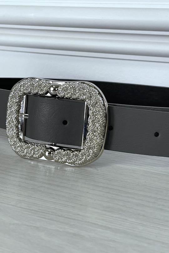 Ceinture grise tendance avec boucle en argent Ceinture grise tendance avec boucle en argent