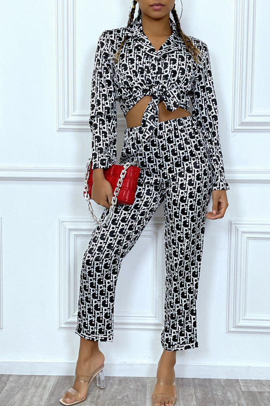Ensemble pantalon cosy satinée camel à imprimé inspiration marque de luxe Ensemble pantalon cosy satinée camel à imprimé inspiration marque de luxe