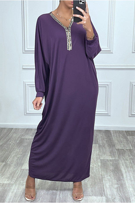 Abaya violet Ã  encolure de strass et manches longues
