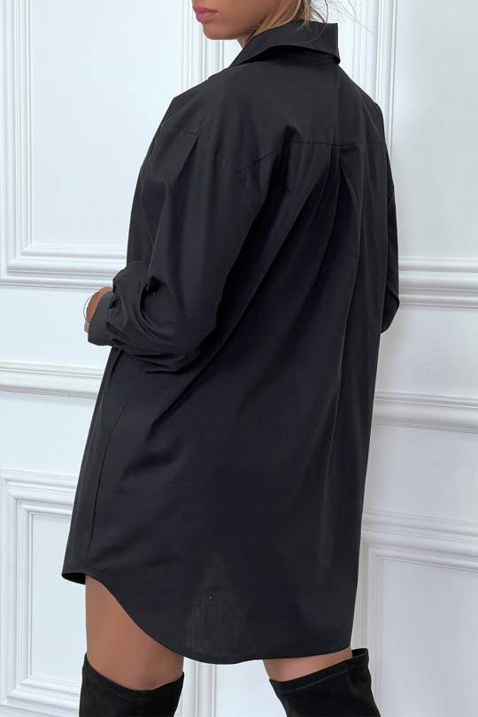 Robe chemise noire asymétrique en coton Robe chemise noire asymétrique en coton