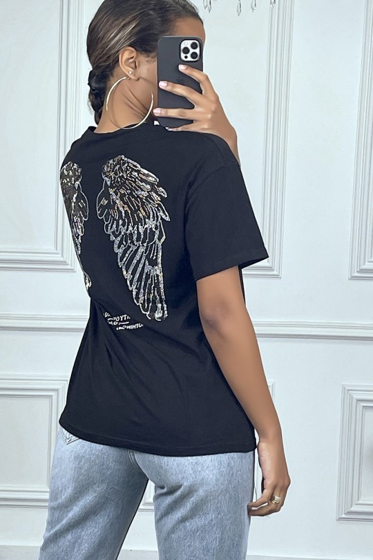 Tee-shirt noir oversize avec écriture et dessins en strass Tee-shirt noir oversize avec écriture et dessins en strass