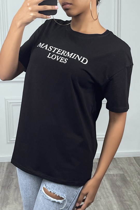 Tee-shirt noir oversize avec écriture et dessins en strass Tee-shirt noir oversize avec écriture et dessins en strass