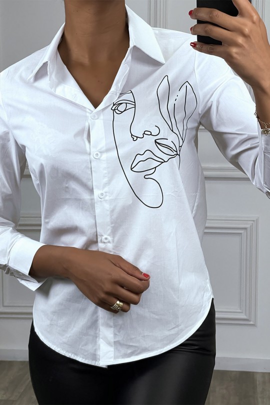 Chemise blanche avec dessin de visage en noir, à manches longues Chemise blanche avec dessin de visage en noir, à manches longues