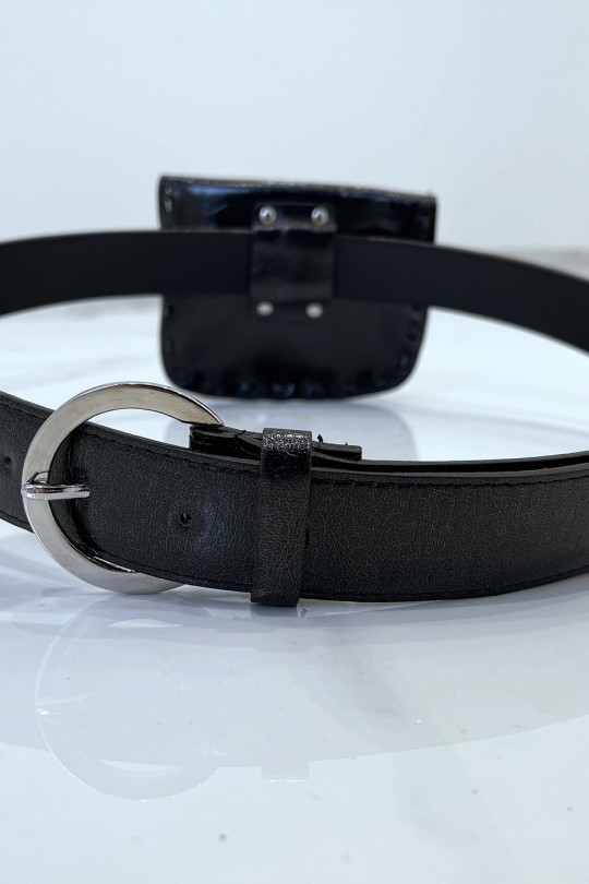 Ceinture noire en simili brillant et pochette à strass et clou Ceinture noire en simili brillant et pochette à strass et clou