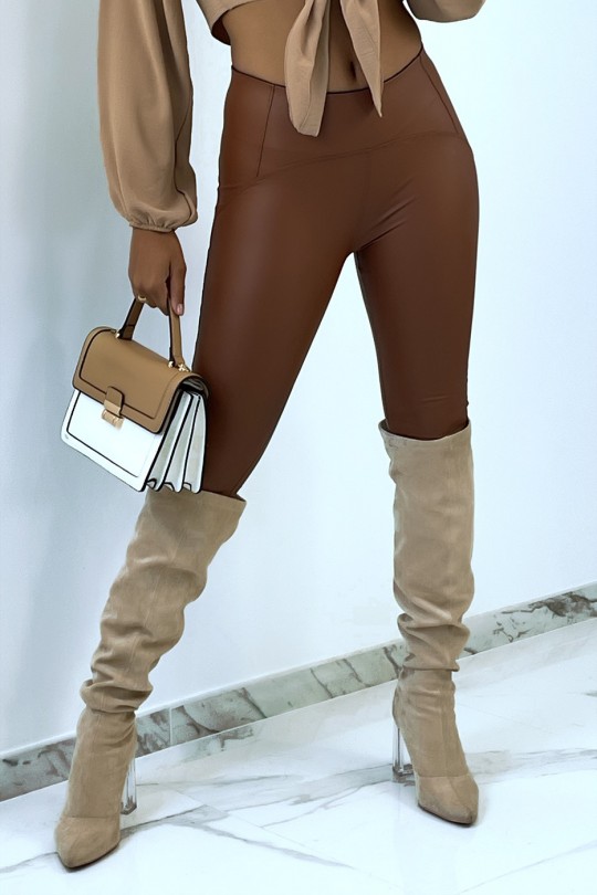 Legging noir en similicuir moulant Legging noir en similicuir moulant