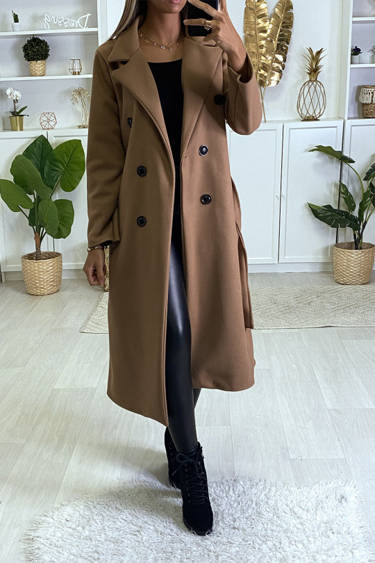 Long manteau croisé en rose avec poches boutons et ceinture Long manteau croisé en rose avec poches boutons et ceinture