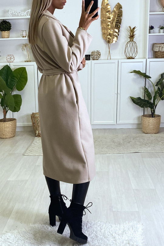 Long manteau croisé en rose avec poches boutons et ceinture Long manteau croisé en rose avec poches boutons et ceinture