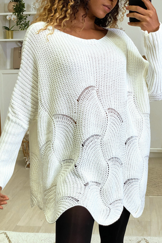 Pink oversized leaf pattern sweater Pink oversized leaf pattern sweater