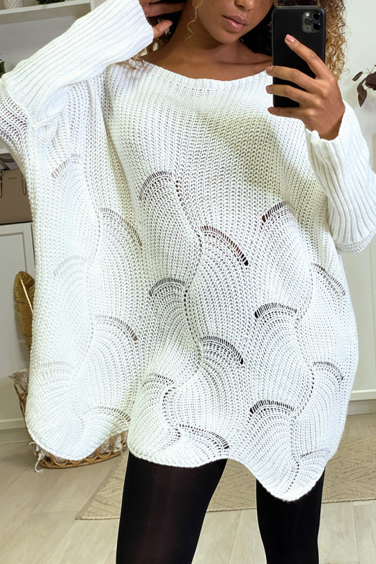 Pink oversized leaf pattern sweater Pink oversized leaf pattern sweater