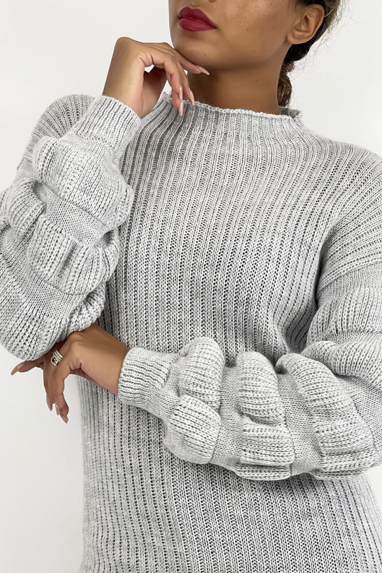Robe Pull camel effet maille avec col montant et manche bouffantes à relief Robe Pull camel effet maille avec col montant et manche bouffantes à relief
