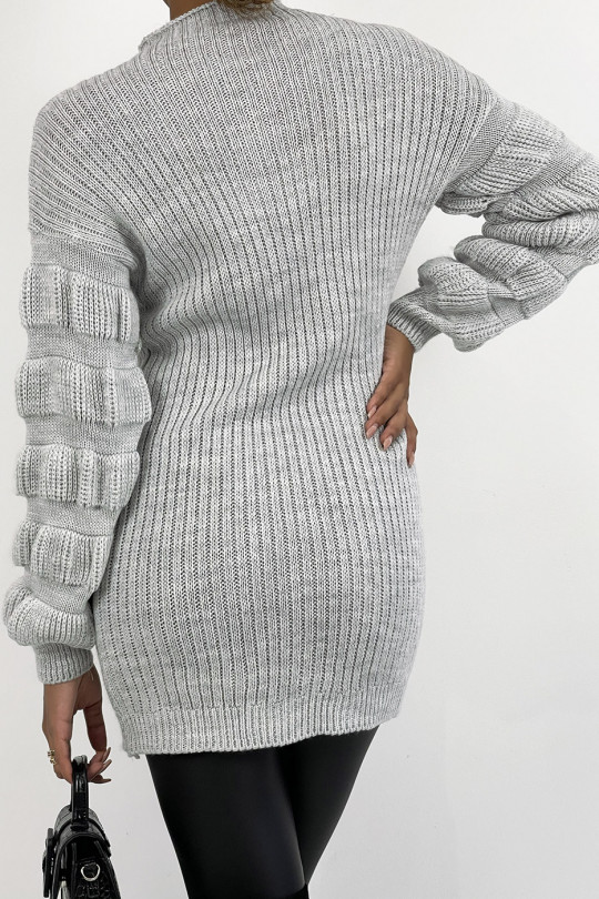 Robe Pull camel effet maille avec col montant et manche bouffantes à relief Robe Pull camel effet maille avec col montant et manche bouffantes à relief