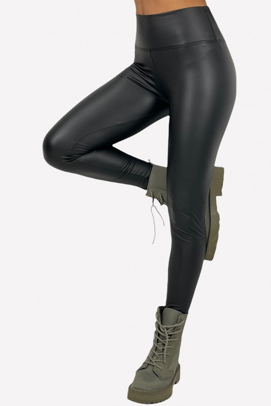 Legging noir en simili cuir de qualité Legging noir en simili cuir de qualité