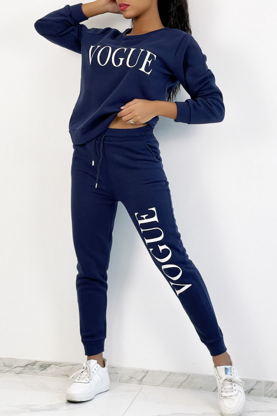 Ensemble jogging beige à inscription "VOGUE" et interrieur duveteux Ensemble jogging beige à inscription "VOGUE" et interrieur duveteux