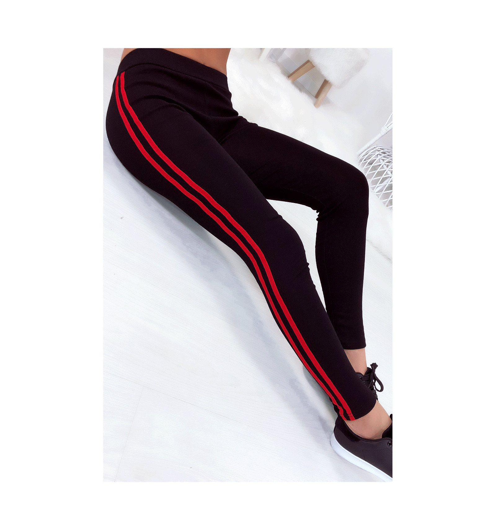 legging noir bande rouge