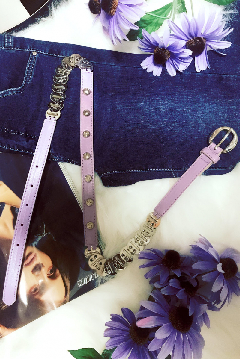Jolie ceinture violette bande fine avec accessoire. Accessoire de mode pas cher Jolie ceinture violette bande fine avec accessoire. Accessoire de mode pas cher
