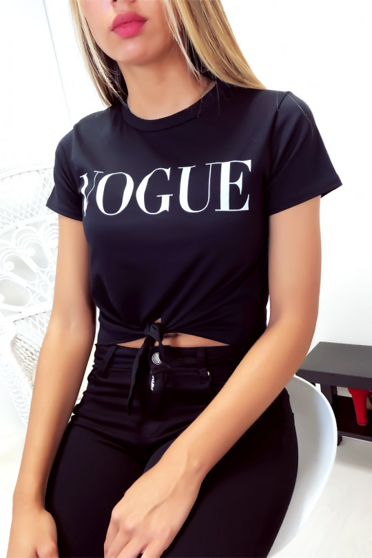 Jolie crop top Noir avec écriture Vogue et petit noeud Jolie crop top Noir avec écriture Vogue et petit noeud