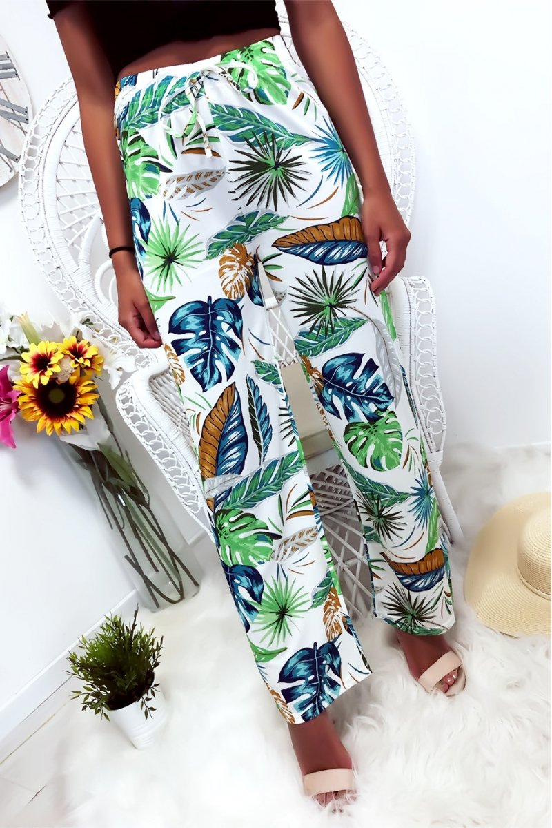 Pantalon palazzo avec jolie motif fleuris blanc et bleu Pantalon palazzo avec jolie motif fleuris blanc et bleu