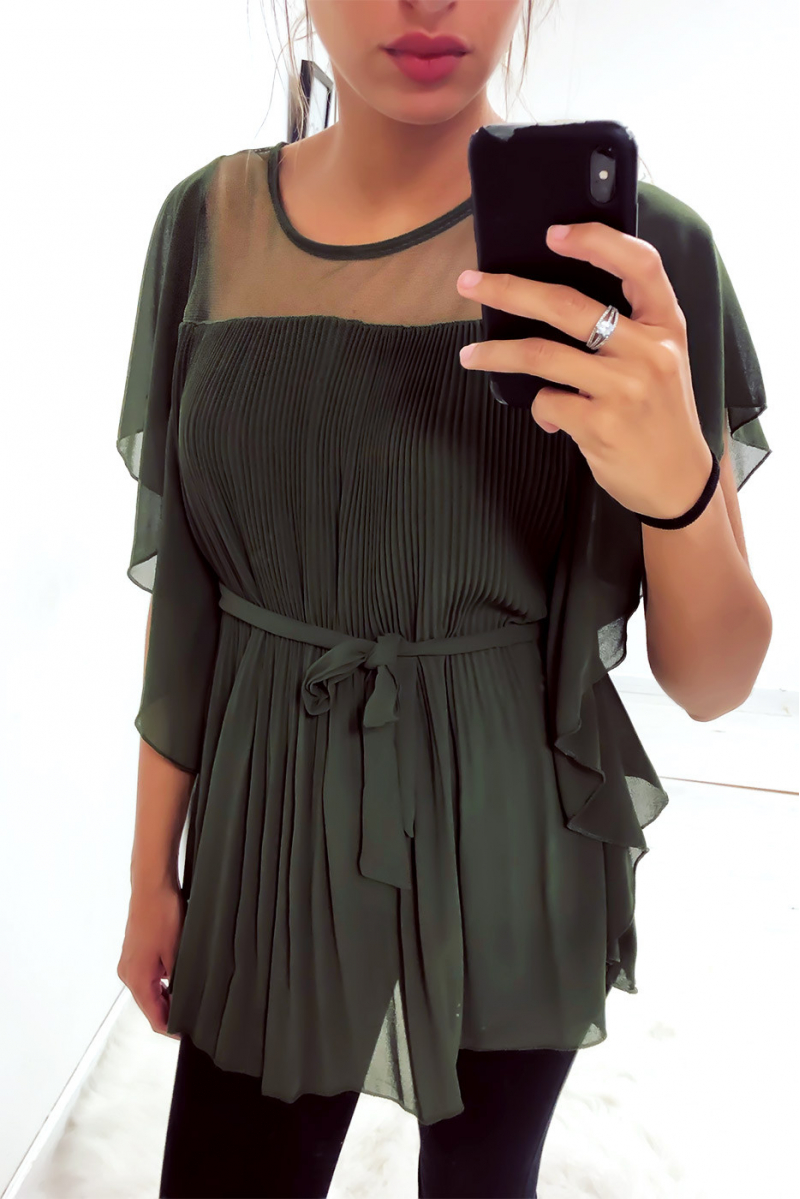 Sublieme geplooide kaki blouse met kant bij de buste, ruches mouwen en riem Sublieme geplooide kaki blouse met kant bij de buste, ruches mouwen en riem