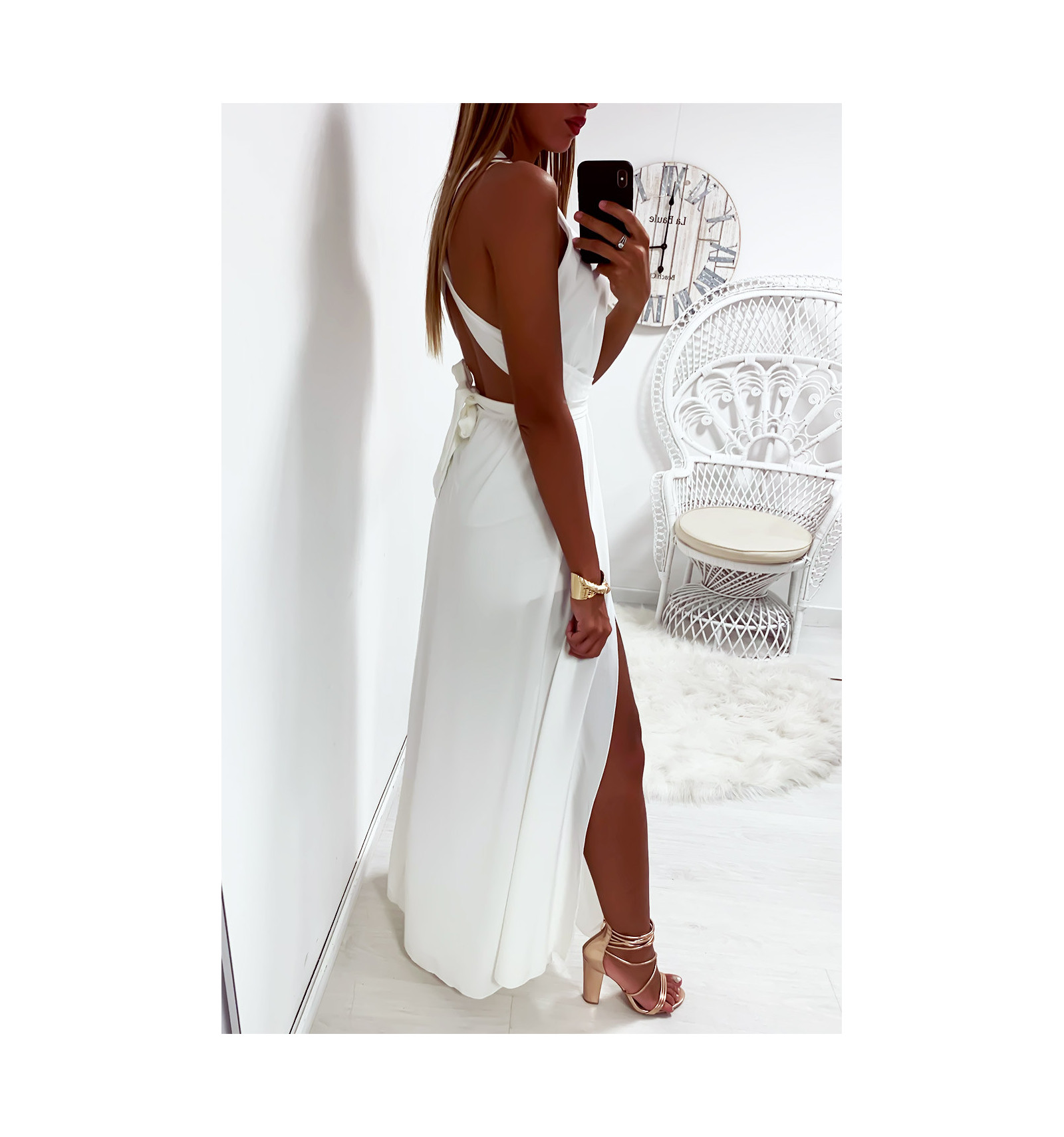 robe blanche dos nus