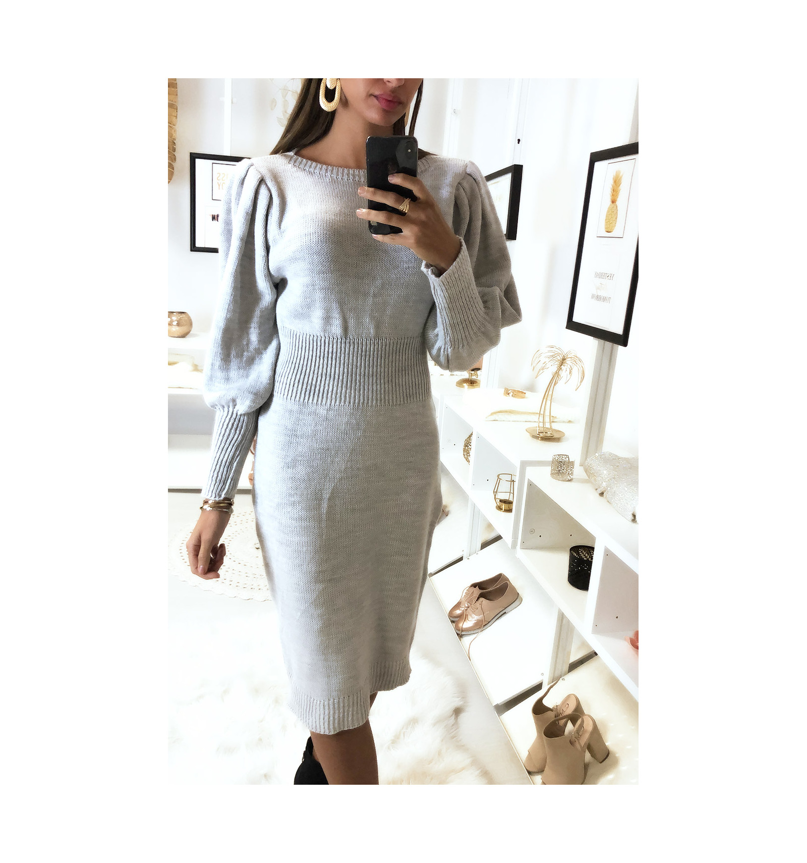Longue robe pull grise manche bouffante tressé à la taille