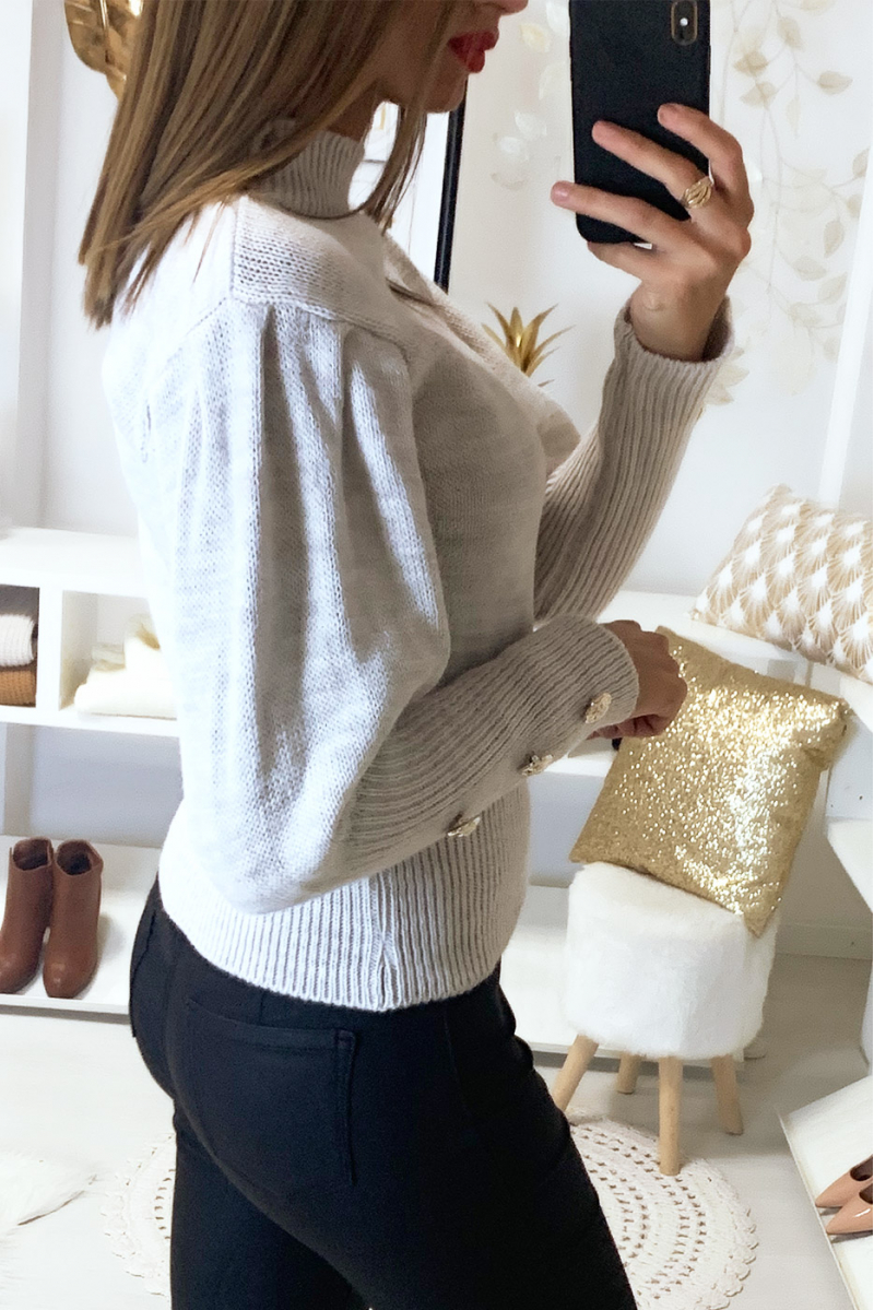Joli pull gris avec col montant épaules bouffante et boutons aux manches Joli pull gris avec col montant épaules bouffante et boutons aux manches