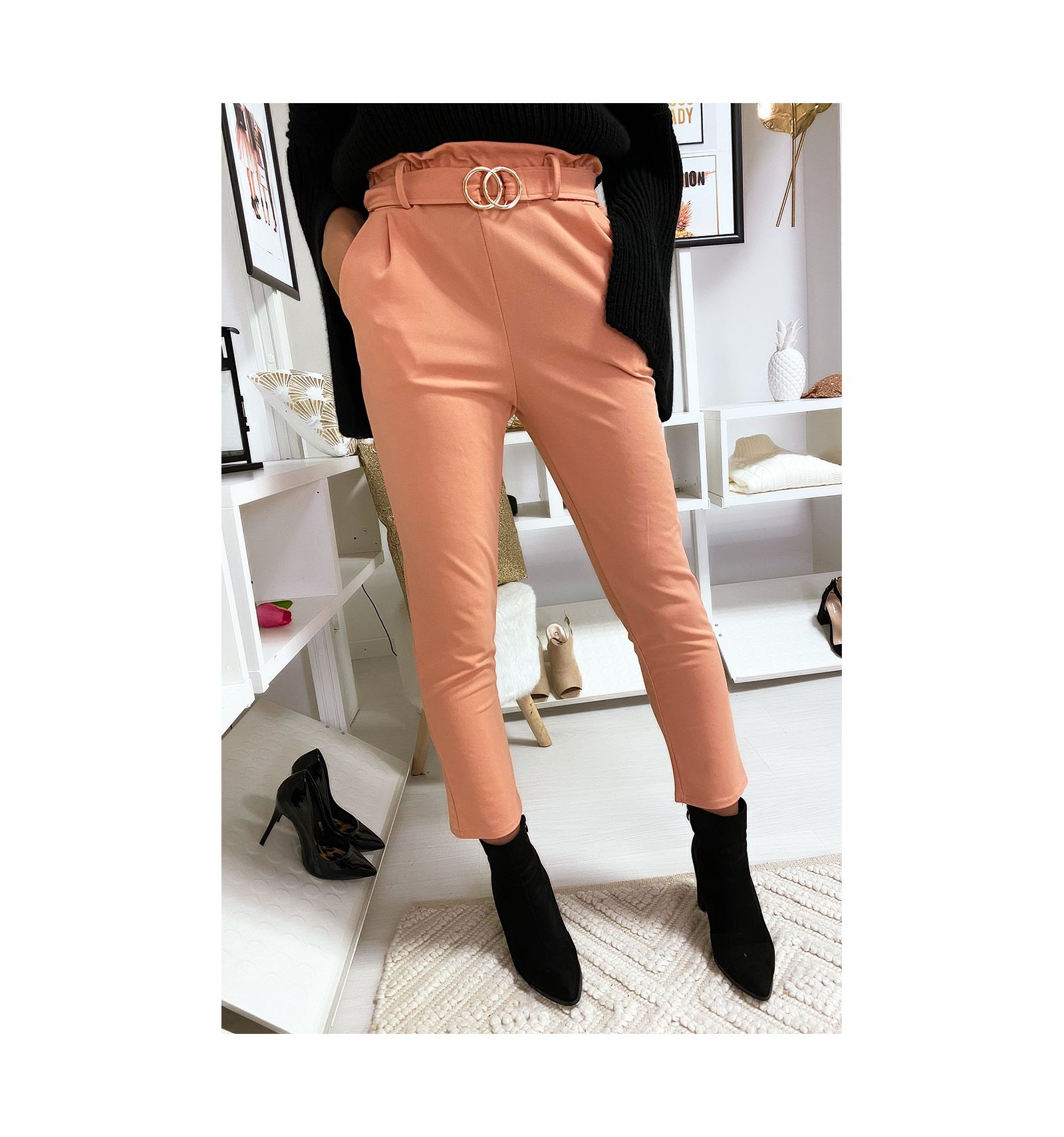 gold cigarette pants