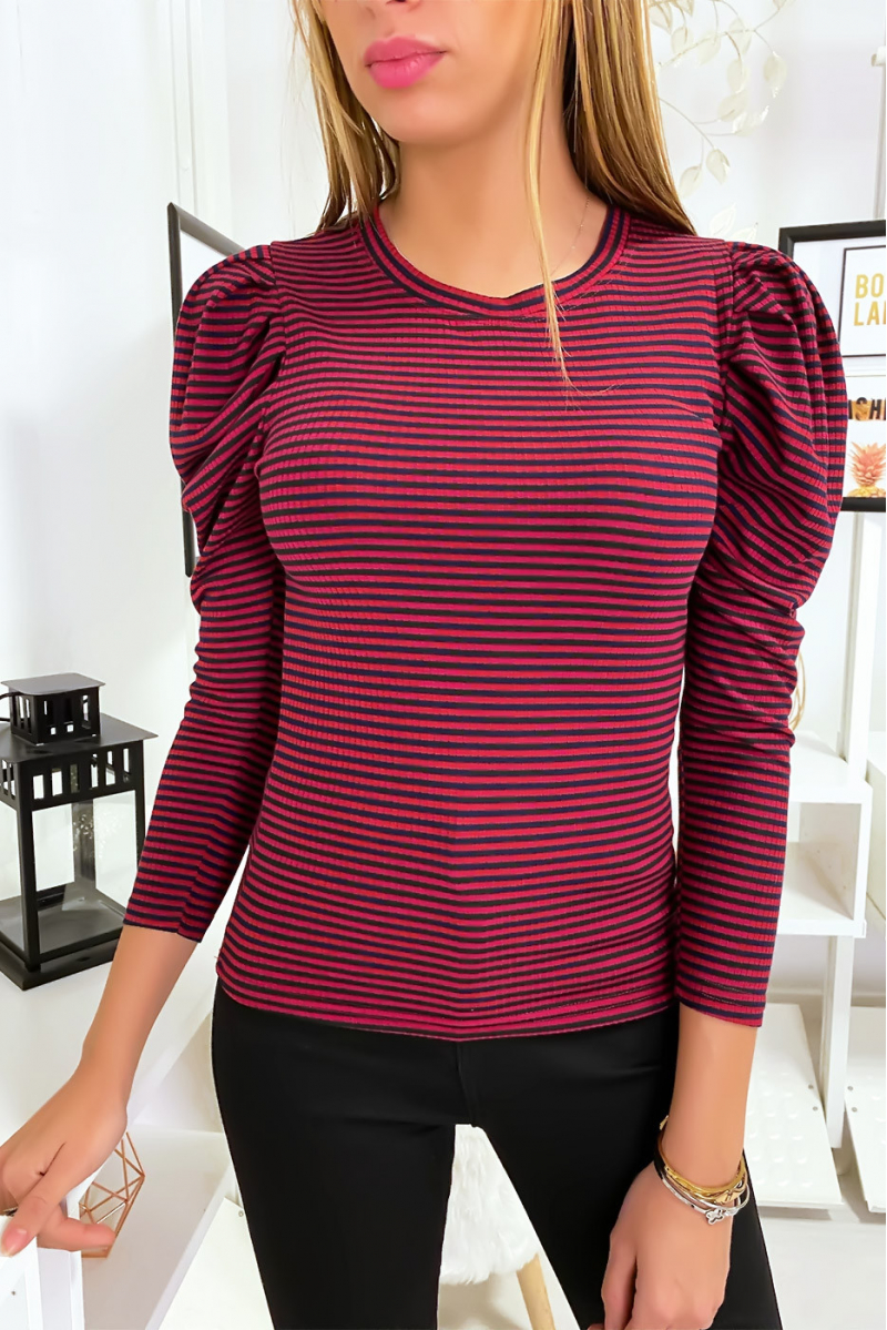 Haut rayé bordeaux et noir pour femme avec manches bouffante Haut rayé bordeaux et noir pour femme avec manches bouffante