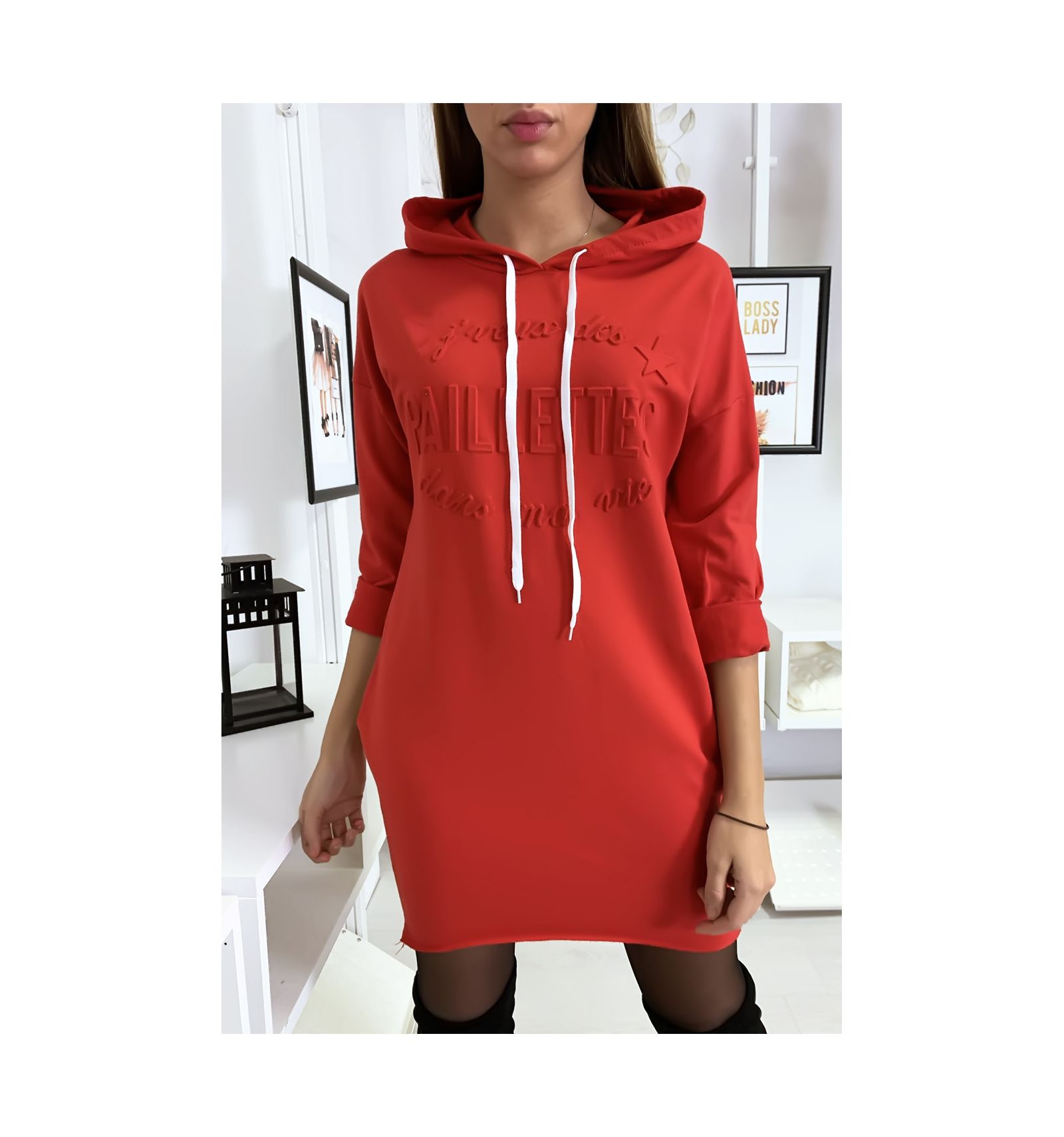 Pull robe rouge à capuche "J'veux des paillettes dans ma vie"