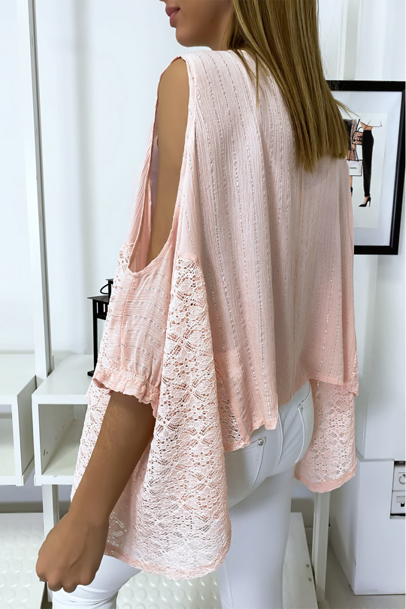 Blouse rose épaules dénudé avec dentelle et fil argenté Blouse rose épaules dénudé avec dentelle et fil argenté
