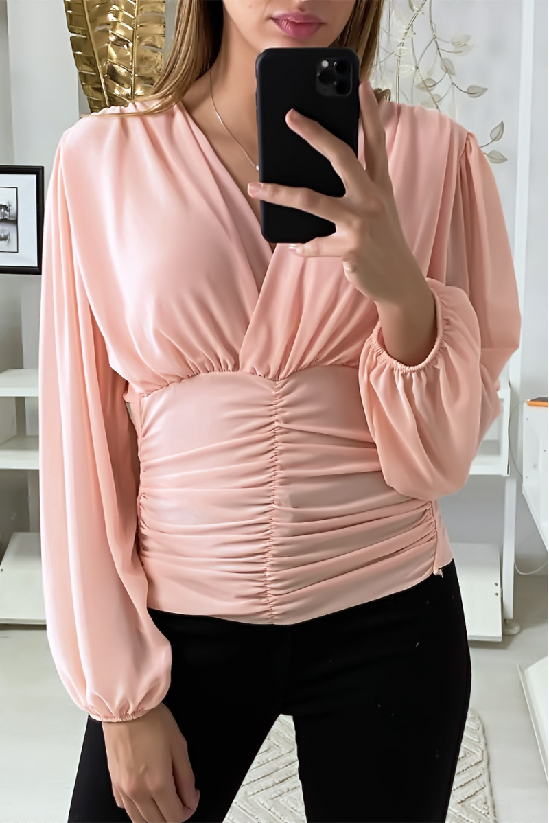 Blouse rose croisé au buste et cintré à la taille Blouse rose croisé au buste et cintré à la taille