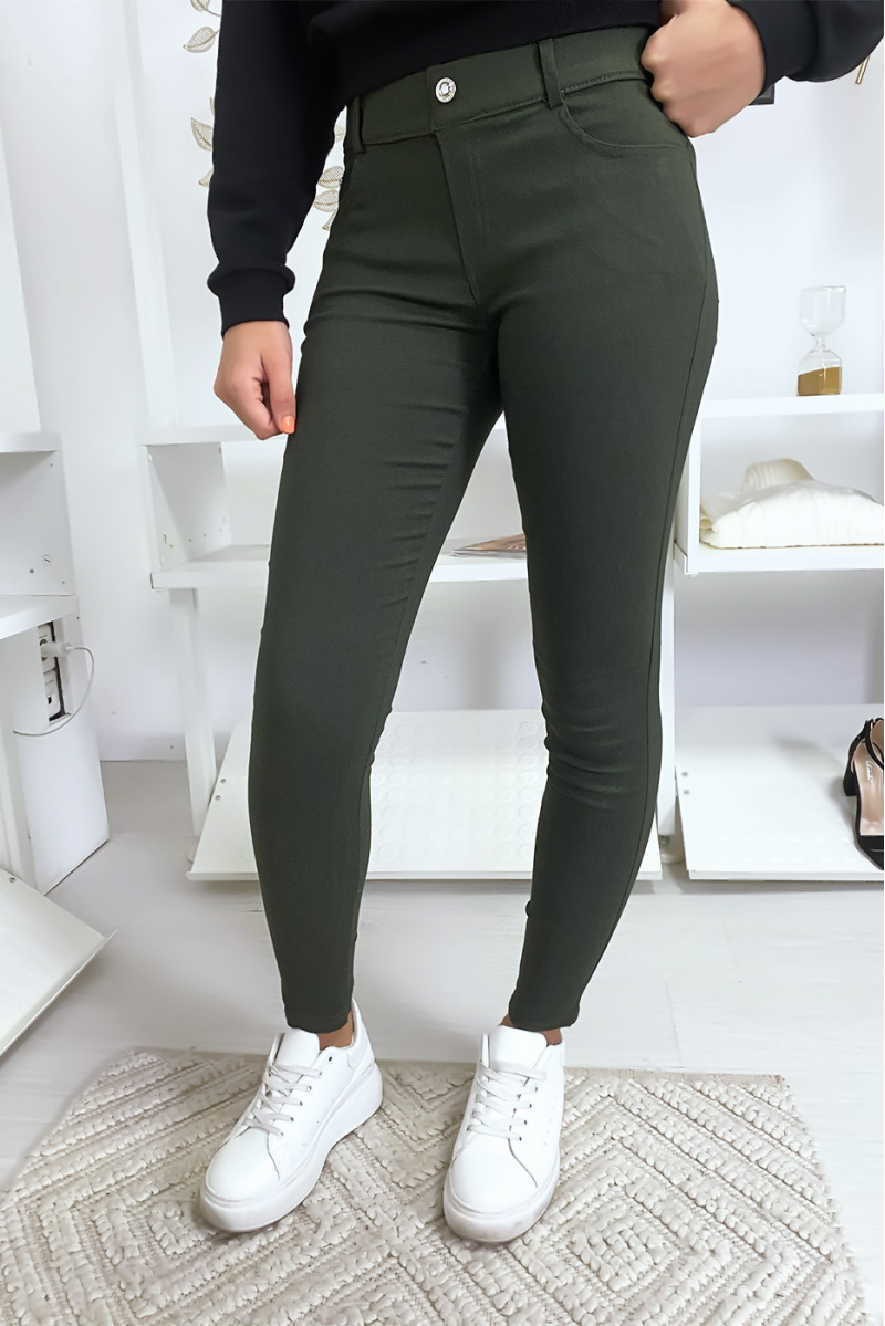 Kaki slimfit broek, basic met voor- en achterzak Kaki slimfit broek, basic met voor- en achterzak