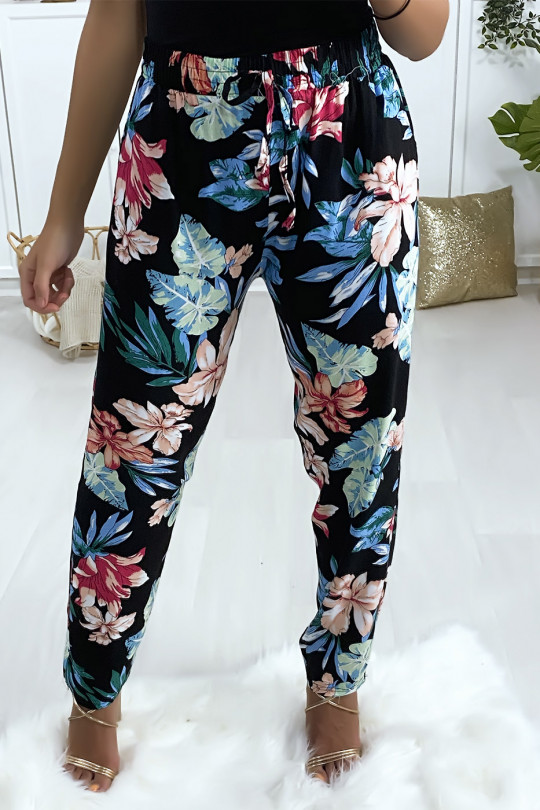 Zwarte fuchsia blauwe broek met bloemmotief van katoen met zakken Zwarte fuchsia blauwe broek met bloemmotief van katoen met zakken